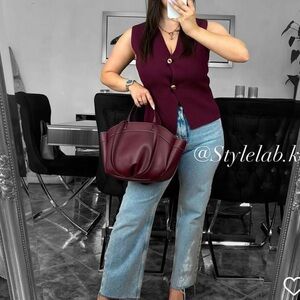 Zara Burgundy Knit Top Vest Size L Blogger’s favorite